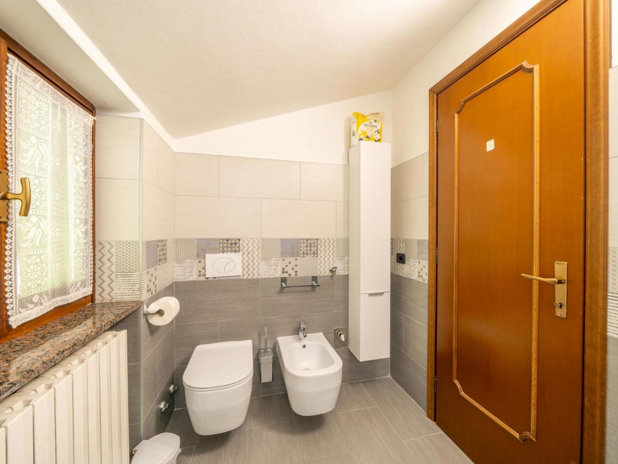 Apartment Tondo-2 By Interhome Castelveccana Bagian luar foto